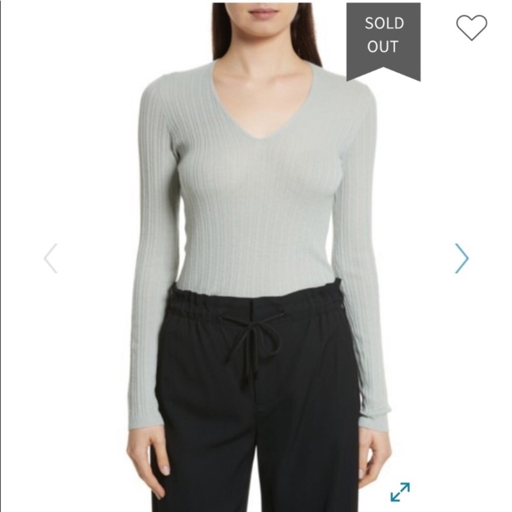 Vince 100% cashmere grey v neck sweater sz small